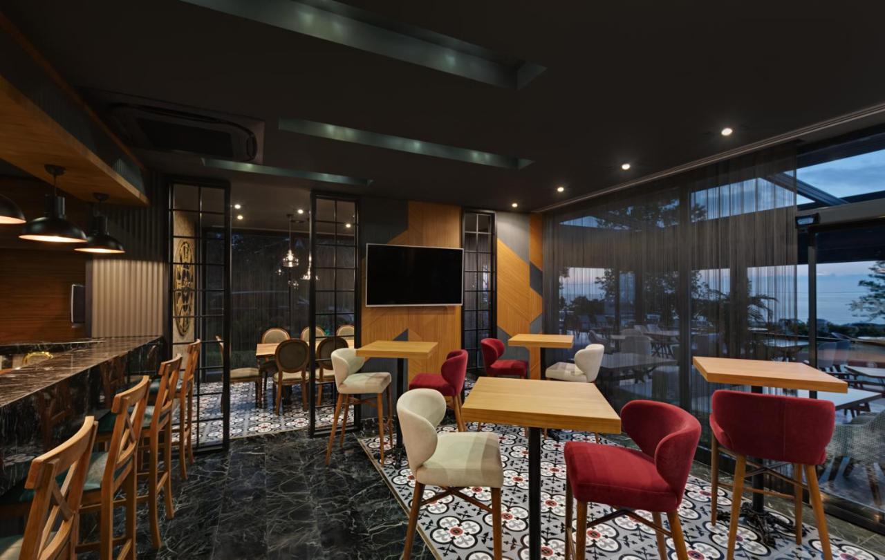 Moevenpick Hotel Trabzon Exterior foto