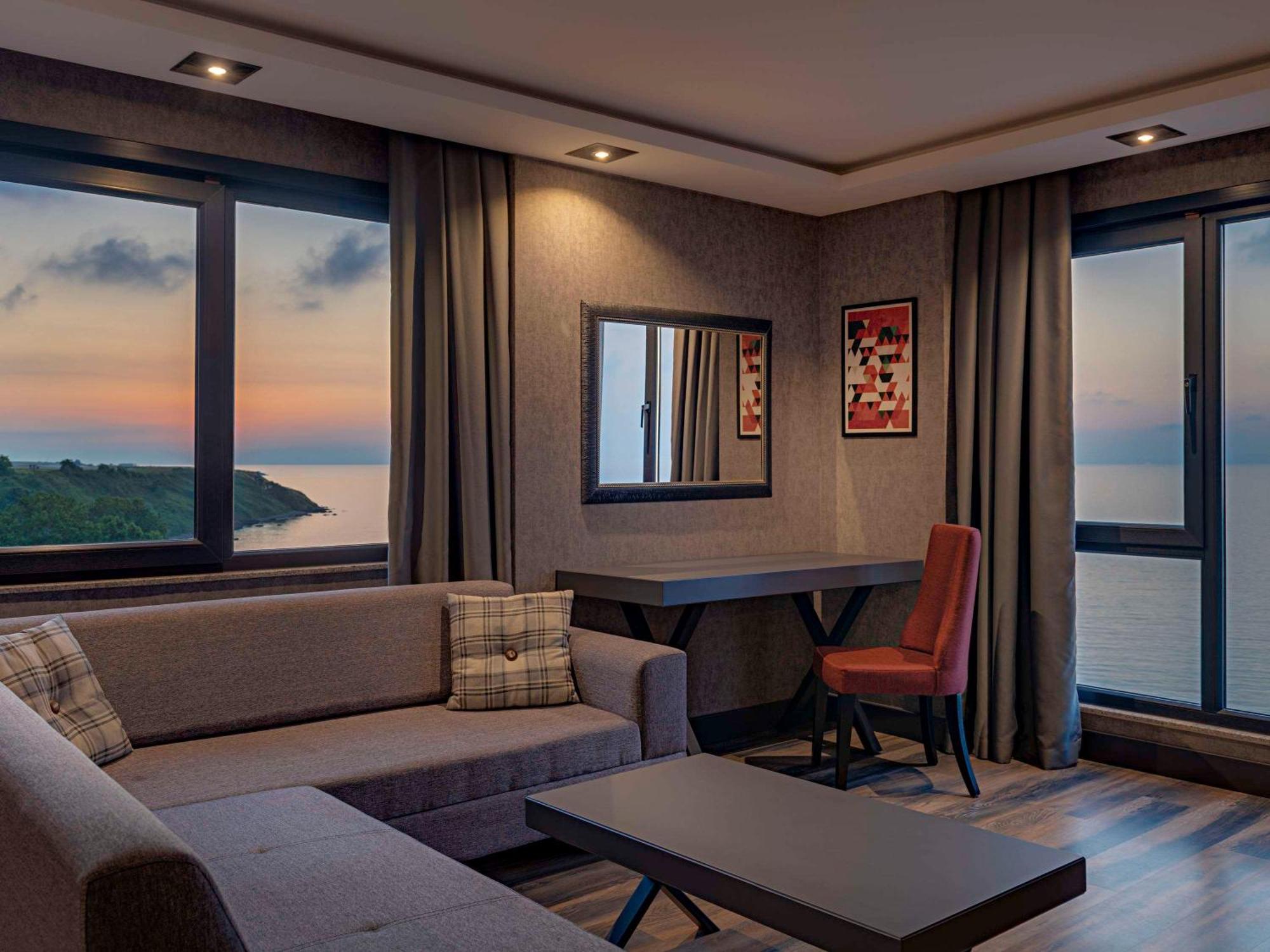 Moevenpick Hotel Trabzon Exterior foto