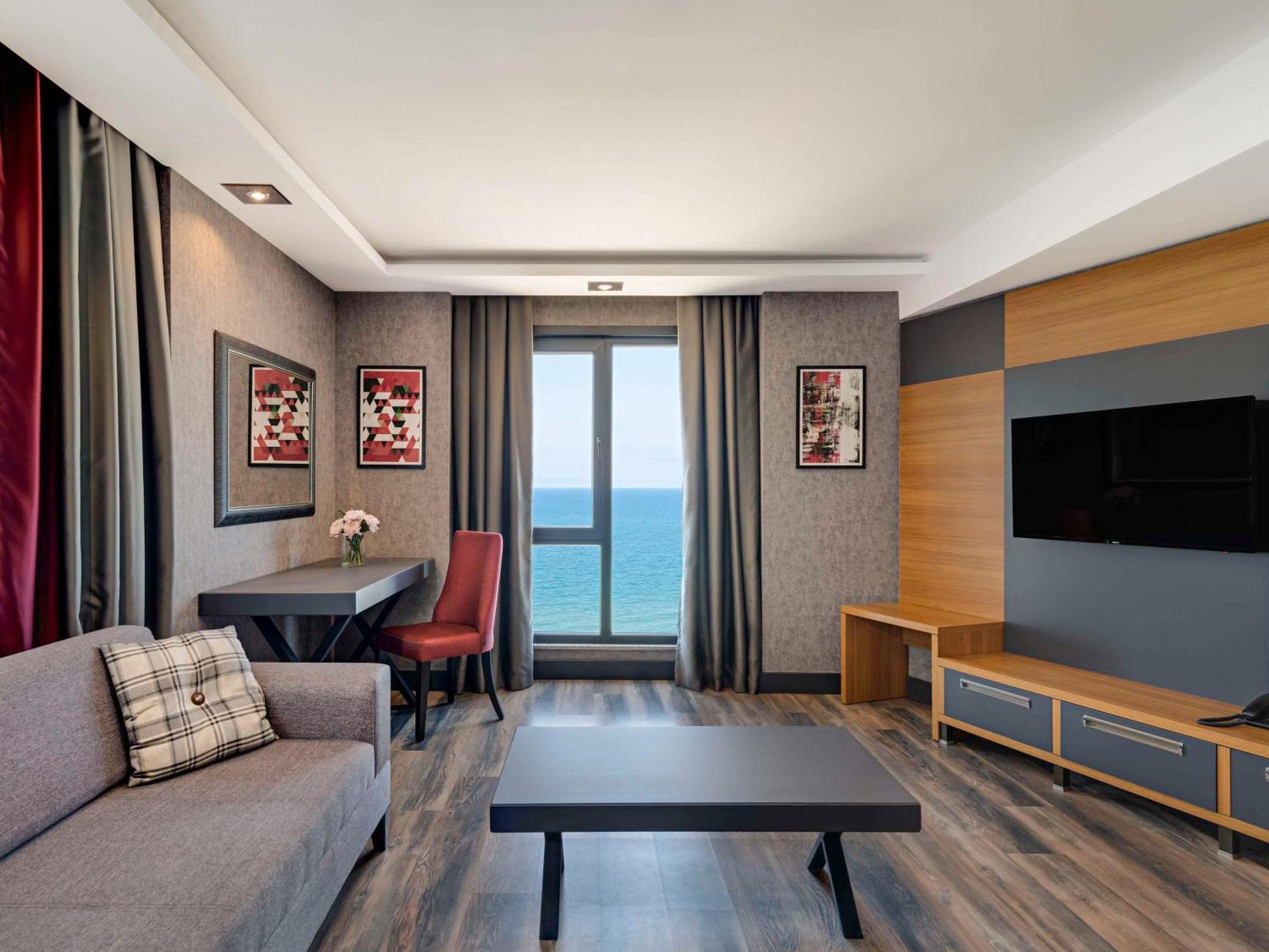 Moevenpick Hotel Trabzon Exterior foto